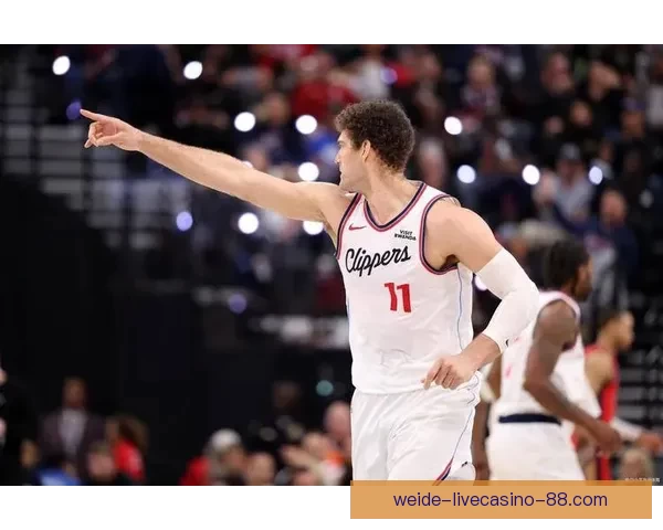 历史第20人！莱昂纳德连53场得分20分以上将追平贝勒纪录