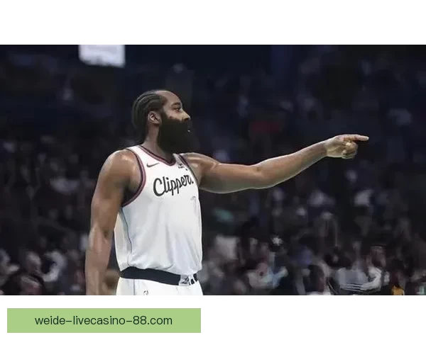 NBA官方重罚里德五万美元因质疑火箭比赛裁判判罚公正性引发争议